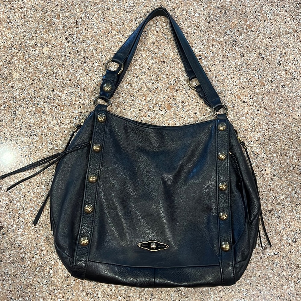 Elliott Lucca black leather purse